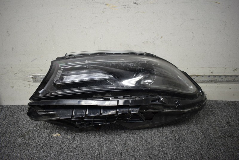 2018-2019 DODGE CHARGER HEADLIGHT LEFT SIDE FACTORY OEM