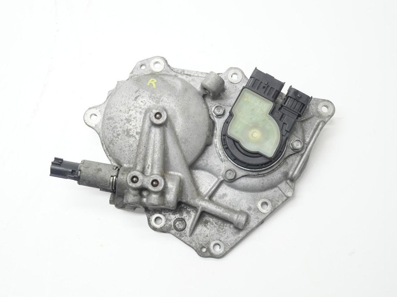 17-20 Infiniti Q60 Q50 3.0L Right RH Passenger Upper VVT Timing Chain Cover OEM