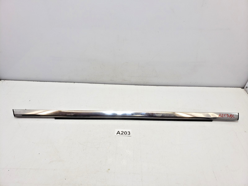 ✅ 14-21 OEM Jeep Grand Cherokee Rear Left Driver Side Door Window Molding