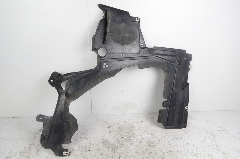 BMW 1 & 2 Series F40 F44 Cover Underbody Paneling Tank Right O/S 7436656 OEM