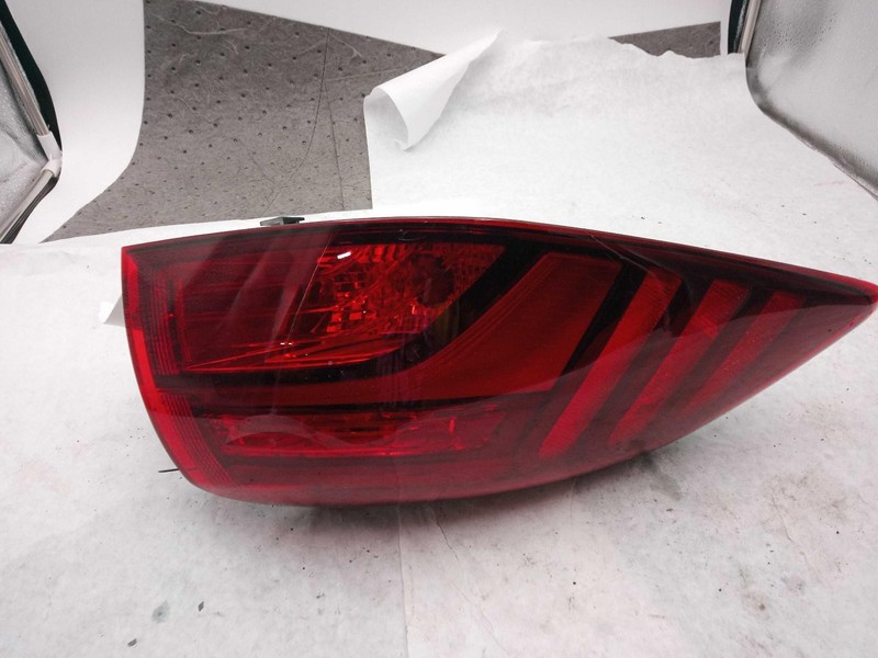 2021 Hyundai Tucson Left Tail Light Assembly LED Grey 690986 Used 65K Miles