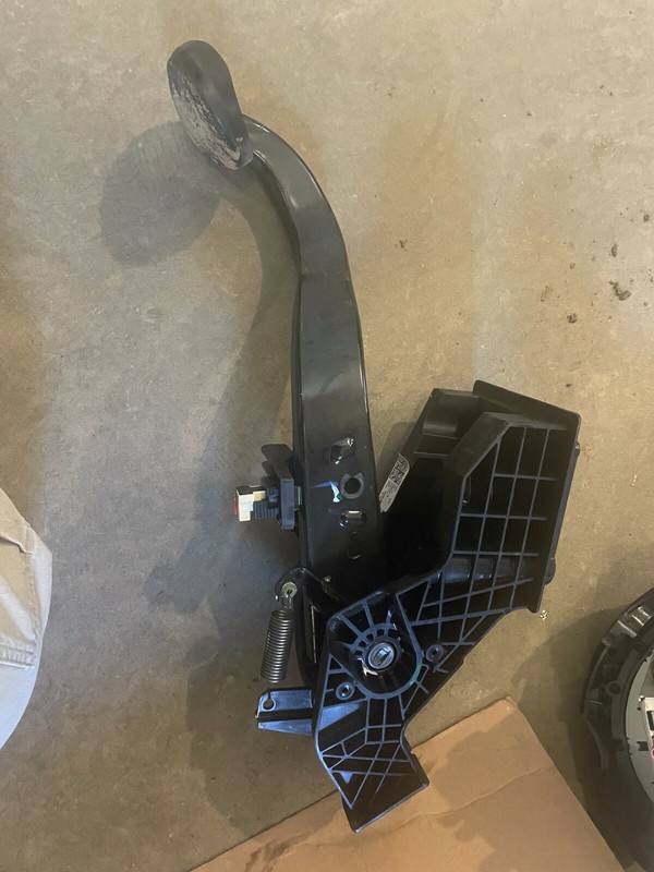 14-17 MINI COOPER OEM BRAKE PEDAL ASSEMBLY 6854629