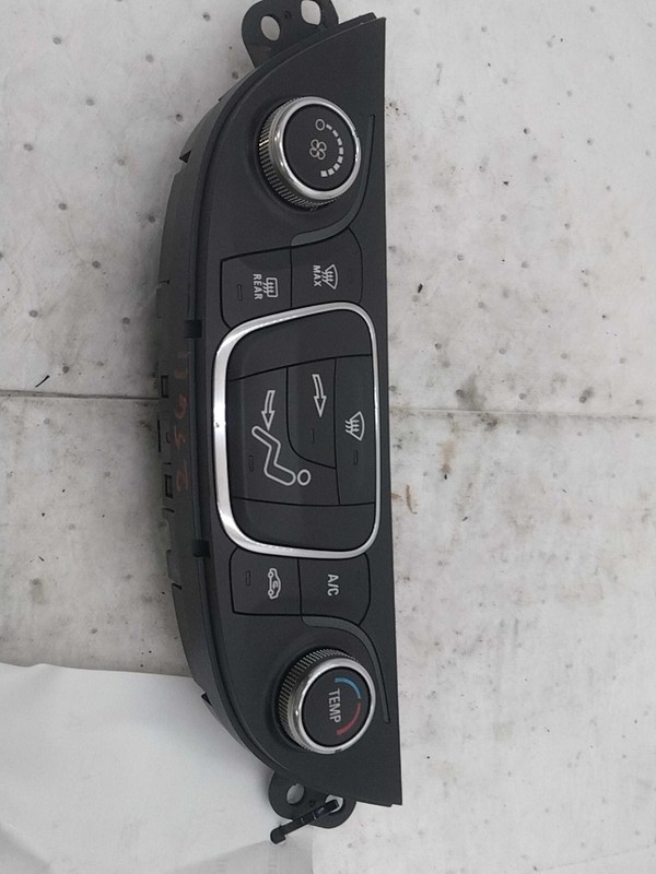 2018 Chevrolet Malibu A/C Selector Switch OEM 84105597 Used 111K Miles