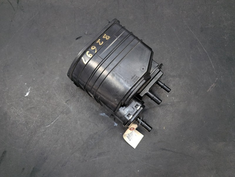 Fuel Vapor Canister 2022 Buick Envision 84809655 2021 2023
