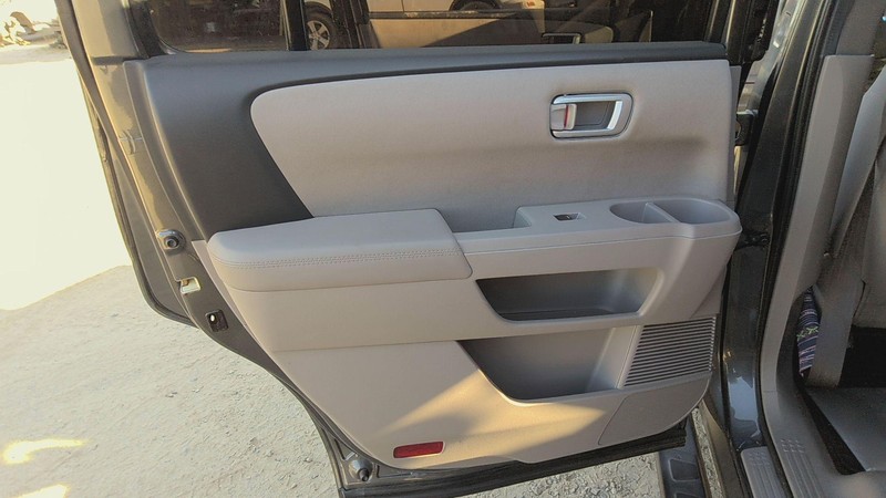 Rear Door Trim Panel HONDA PILOT Left 13 14 15 12 11 10 09