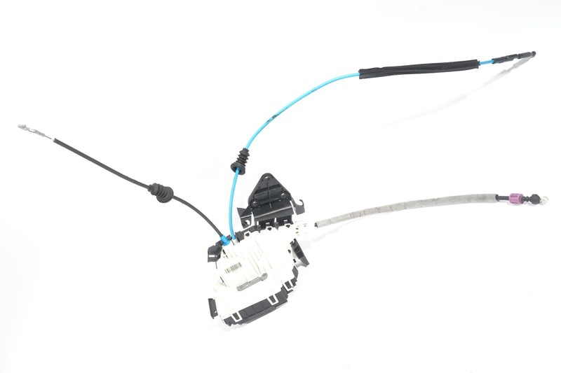 08-14 Mercedes W204 C250 C300 C63 Rear Right Side Door Lock Latch Actuator OEM