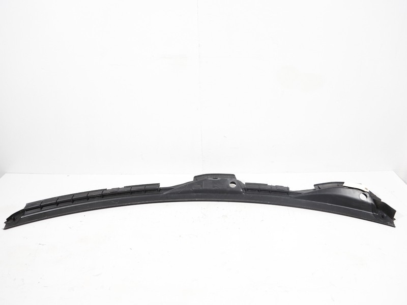 OEM 2015-2018 PORSCHE MACAN S 95B FRONT WINDSHIELD COWL/RAIN TRAY 95B819403B🚗
