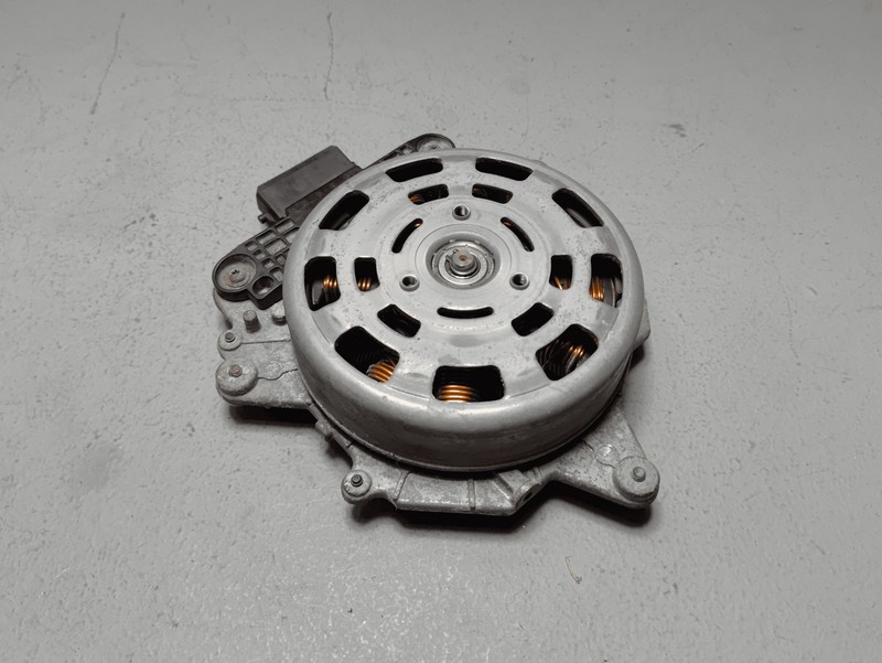 2019-2022 Toyota RAV4 Hybrid Engine Radiator Cooling Fan Motor OEM