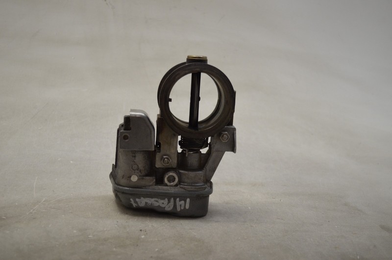 12-14 VOLKSWAGEN PASSAT 2.0L DIESEL ENGINE THROTTLE BODY OEM