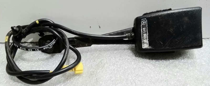 2005-2014 Mercedes W204 W211 W219 Front Left Side Seat Belt Buckle 2118602169
