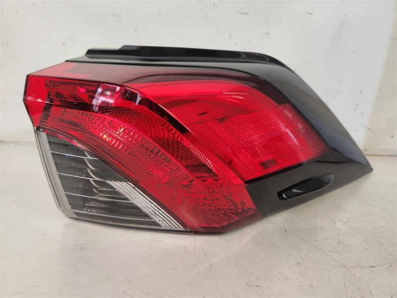 2019-2024 Toyota Rav4 Rear Passenger Quarter Panel Brake Tail Light Lamp