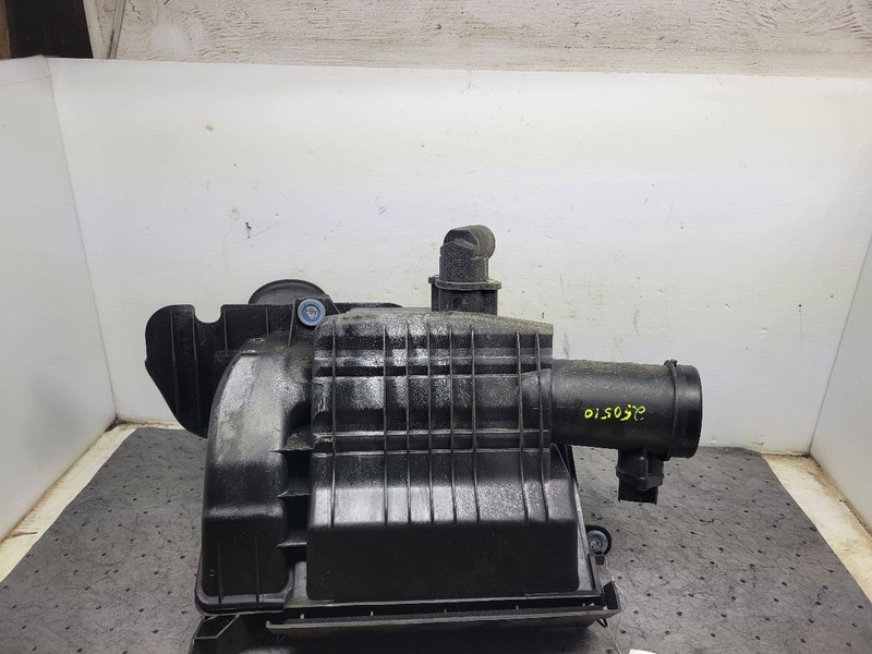 Air Cleaner Fits 98-04 PORSCHE BOXSTER 1707447