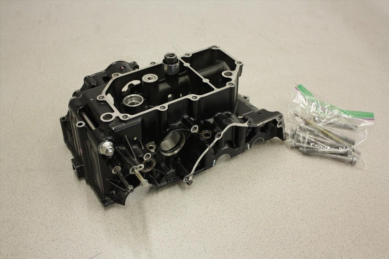 2014 KAWASAKI EX 330 NINJA ENGINE MOTOR LOWER CASE BLOCK CRANKCASE EX330 14