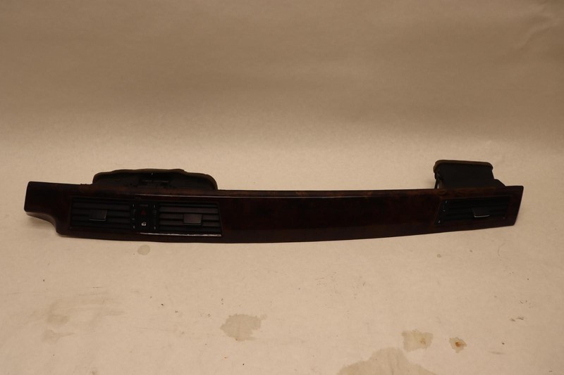 2008-2010 BMW 528I E60 DASH DASHBOARD CENTER AIR VENT W/ TRIM MOLDING OEM