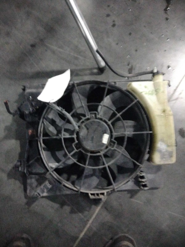 2014 Hyundai Veloster Engine Cooling Fan Motor OEM 253801R600 194K Miles