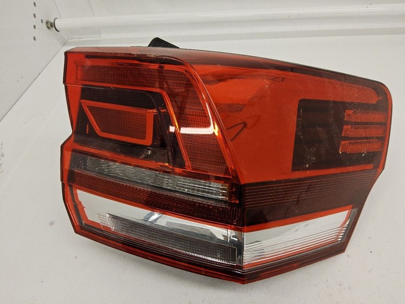 Passenger Tail Light Incandescent Lamps Fits 18-20 ATLAS 3414897