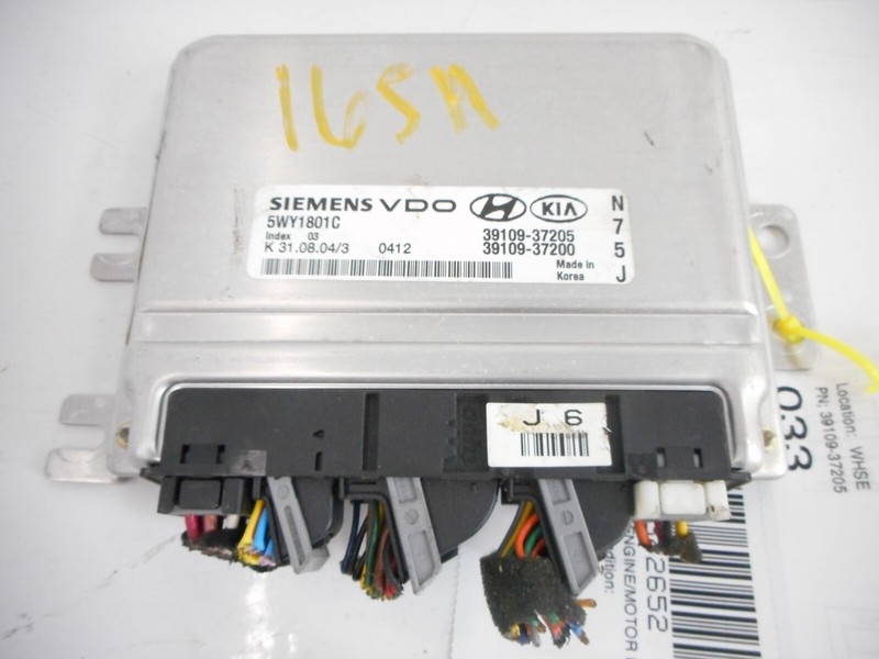 05 Hyundai Tucson 2.7L Engine Control Module ECU 39109-37205 OEM