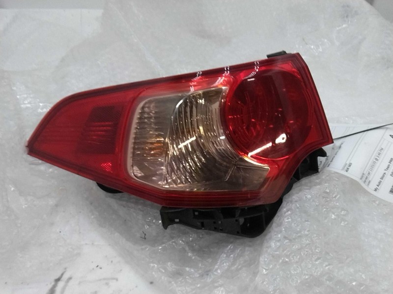 2013 Acura TSX Left Tail Light Assembly Black OEM 389554 148K Miles