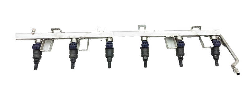2004-2010 BMW E60 525i 525xi 528i 530i 530xi Fuel Rail Oem with injectors