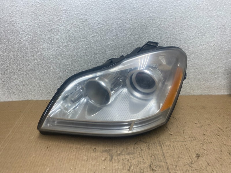 2007 to 2009 Mercedes GL-Class GL450 Headlight Left Driver LH OEM W7614 DW