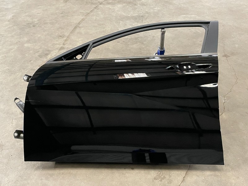 24 25 Hyundai Elantra Front Left Driver Exterior Door Shell Panel Black 1655 OEM