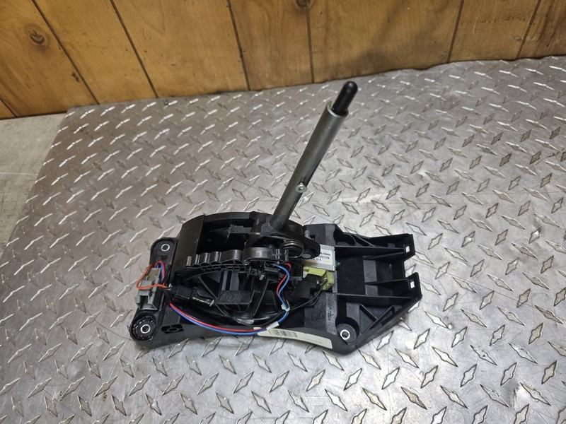 2010-2012 FORD TAURUS 3.5L AUTOMATIC FLOOR GEAR SHIFTER LEVER HANDLE ASSEMBLY
