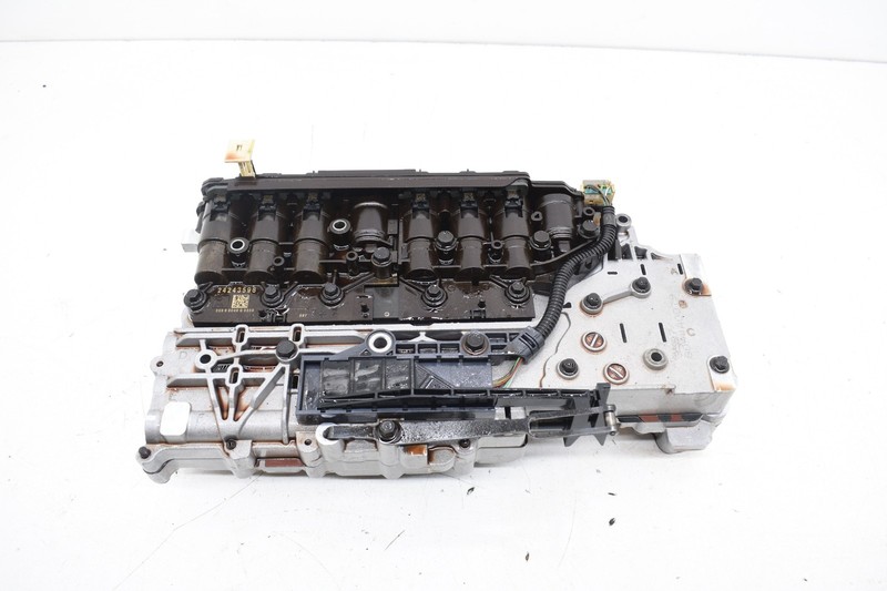 2008 BMW E93 328i AUTO TRANSMISSION GM6L45 VALVE BODY MECHATRONICS OEM KW81