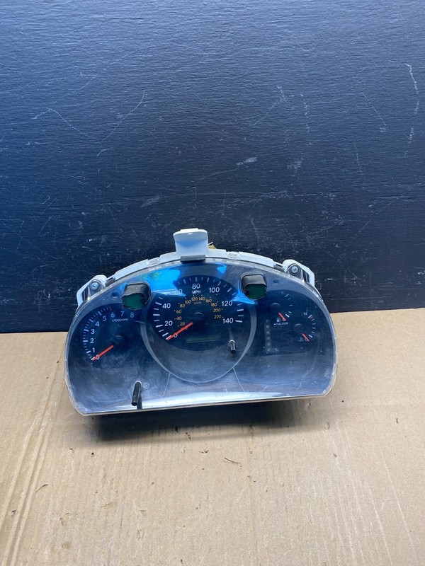 2004 to 2007 Toyota Highlander Speedometer Insrument Gauge Cluster ad1710 DG