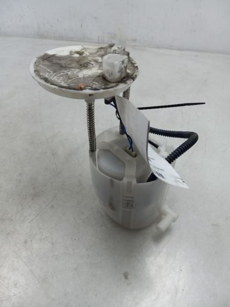 09-18 TOYOTA RAV4 XLE 2.5L 4WD AT GAS FUEL PUMP