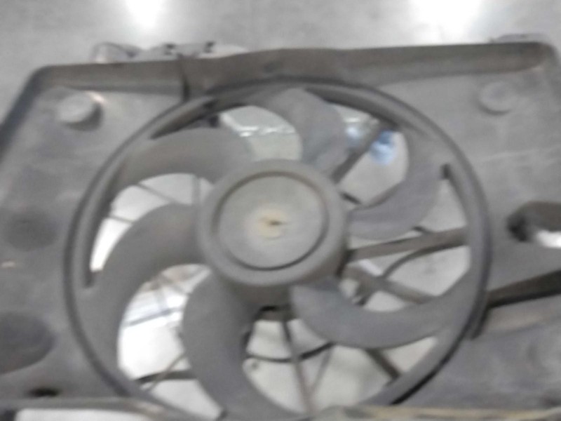 2000 Lincoln Town Car Engine Cooling Fan Motor OEM YW1H8C607AB Good Condition