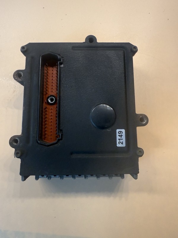 1999 Chrysler Town and Country Chasis Brain Box P04686760AD RH Eng Computer ECM