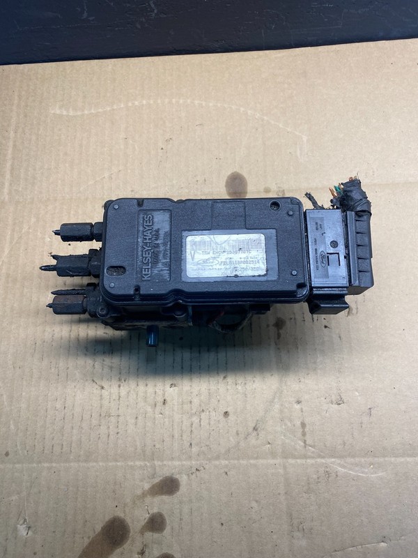 2003 2007 Ford E250 E350 Anti-Lock ABS Antilock Brake Pump ab7426 DG