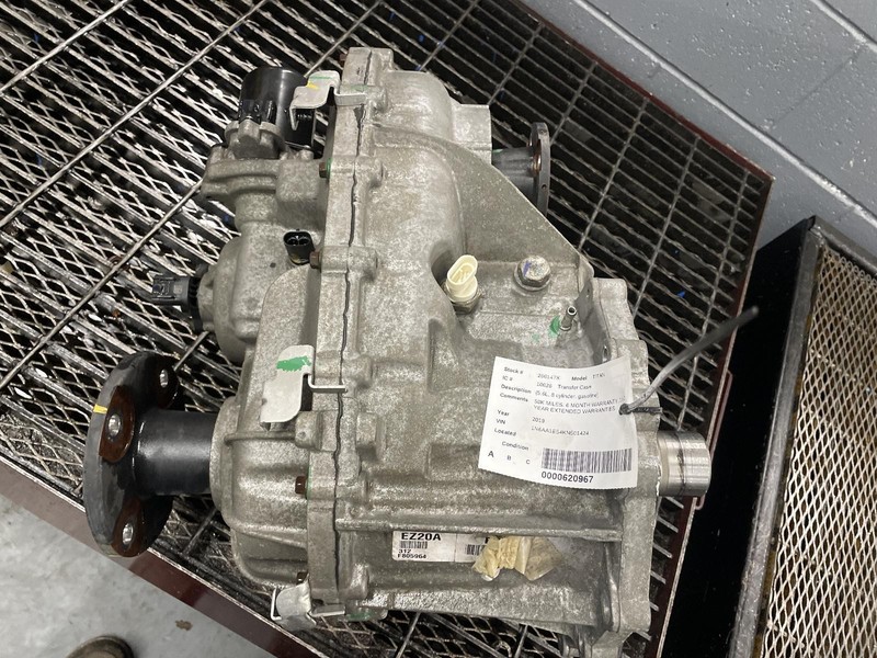 17-'19 NISSAN TITAN Transfer Case 5.6L 58k miles 6 Month Warranty!