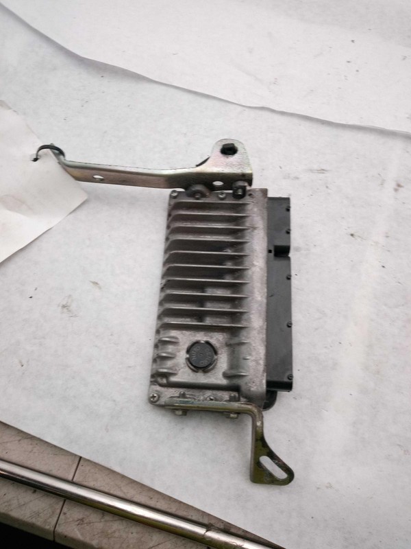 2015 Toyota Camry Engine Control Module ECM 2.5L OEM 8966106N10 Used