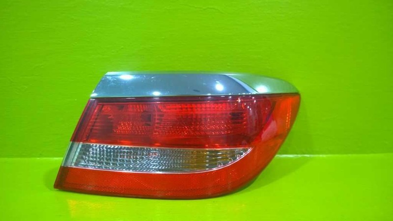 12 13 14 15 16 17 VERANO PASSENGER RIGHT QUARTER TAILLIGHT LAMP OEM 2944-54