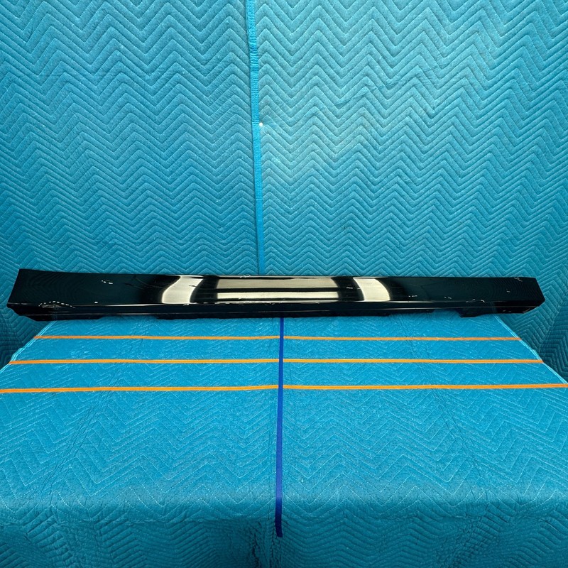 2012–2016 BMW 328i F30 Right Passenger Rocker Panel Schwarz 2 (668) OEM