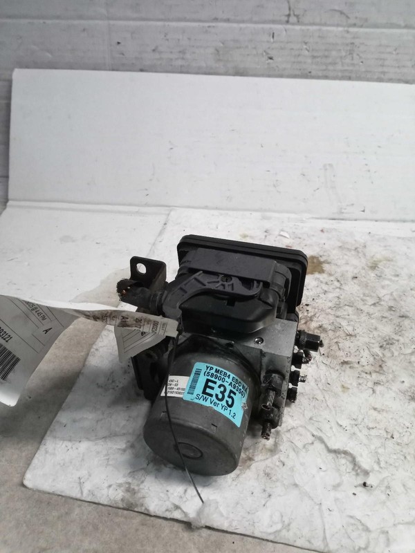 2017 KIA Sedona ABS Pump & Motor Assembly OEM 58920A9350 86K Miles White