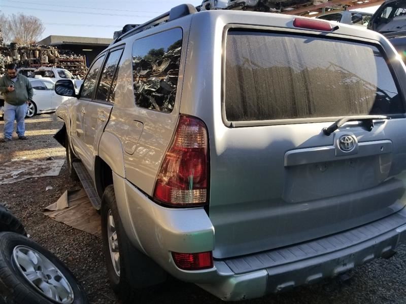 03 04 05 06 07 TOYOTA 4 RUNNER REAR AXLE 3.73 RATIO WITH AIR SUSPENSION