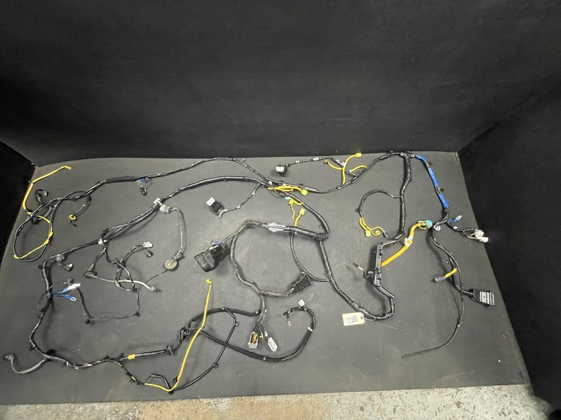 Body Floor Wiring Harness 2019 Kia Soul 91398-B2011 2017 2018 For Parts X