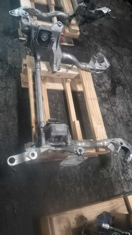 2016 AUDI Q5 Frame Crossmember OEM 8R0399315J 4WD White 114K Miles