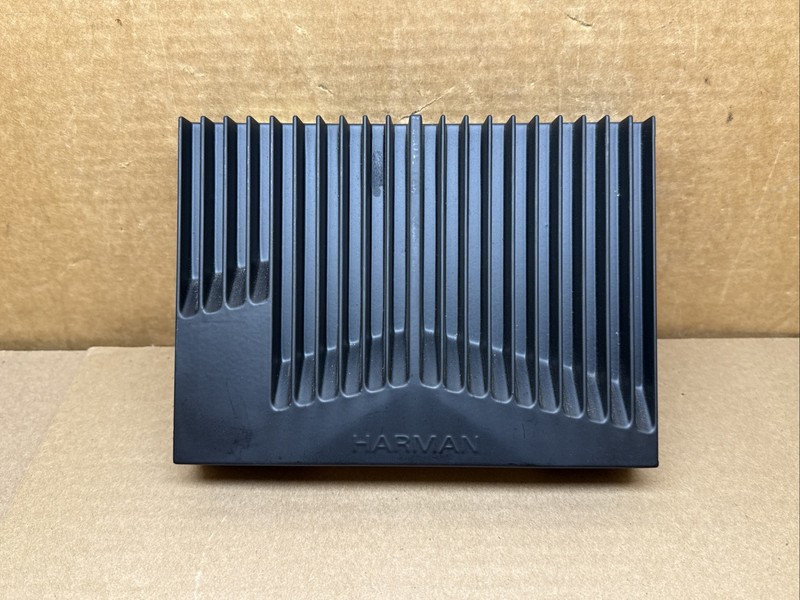 2017-2019 Hyundai Santa Fe Radio Audio Amp Amplifier JBL OEM 96370-B8600
