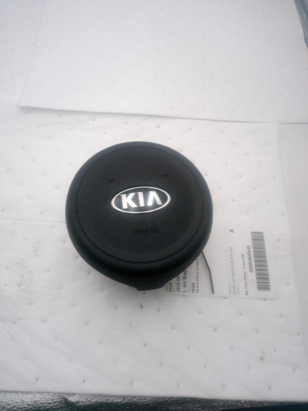 2018 KIA OPTIMA Steering Wheel Air Bag WHITE Used 120K Miles OEM 131417