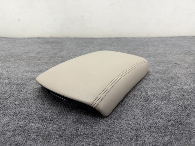 INFINITI Q50 Q60 2014-2024 OEM CENTER CONSOLE ARMREST ASSEMBLY (GRAY)