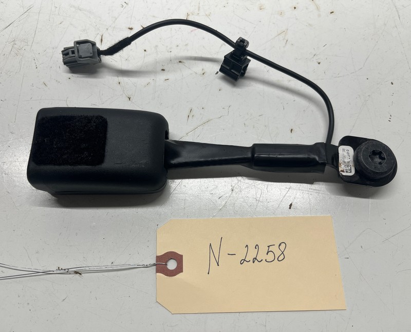 2020 2021 2022 Tesla Y 3 FRONT RIGHT LEFT SEAT BELT SEATBELT BUCKLE 2258 B38
