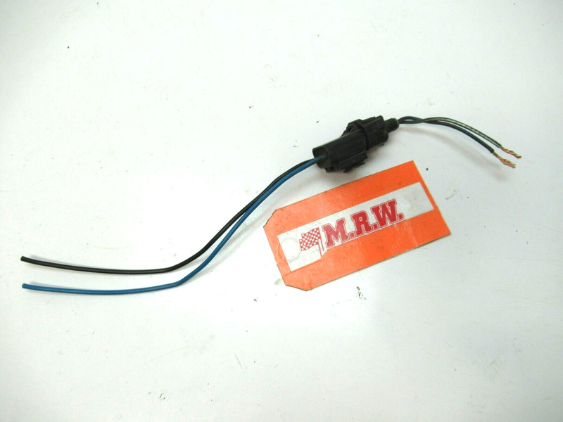AC CONDENSER FAN MOTOR WIRE PLUG CONNECTOR HARNESS RIGHT for 01 02 03 04 05 RAV4