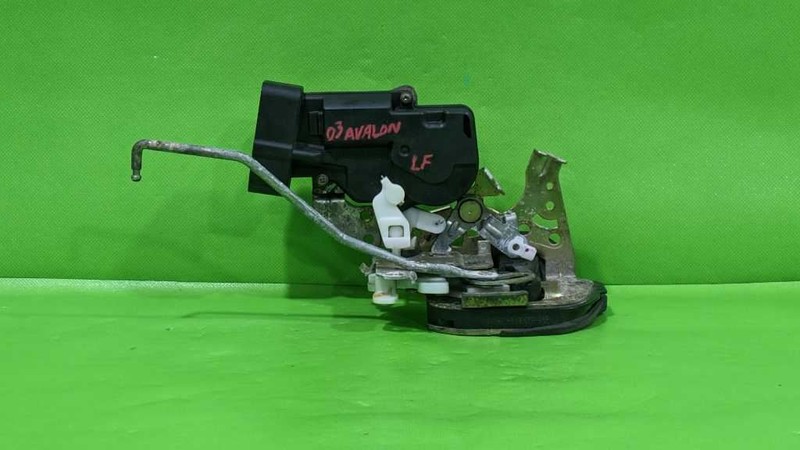 00-04 AVALON DRIVER LEFT FRONT DOOR LOCK LATCH ACTUATOR OEM 4589-17
