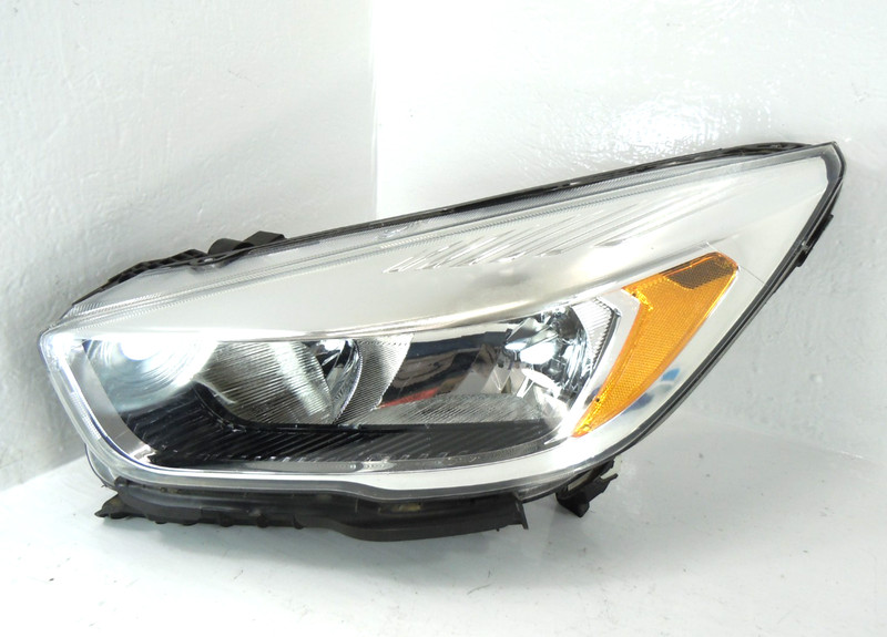 2017-2019 Ford Escape Halogen Headlight Driver Left LH OEM *SEE NOTES*