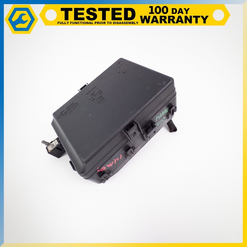 CUT 14-19 MASERATI QUATTROPORTE 3.0L ENGINE FUSE RELAY BOX OEM