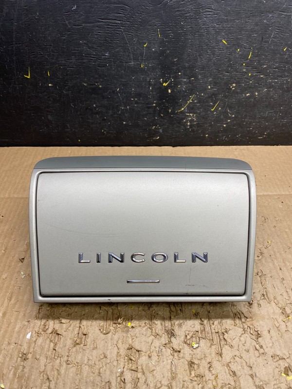 2003-2005 Lincoln Aviator Center Console Dash Trim Radio CoverOEM V7483DG