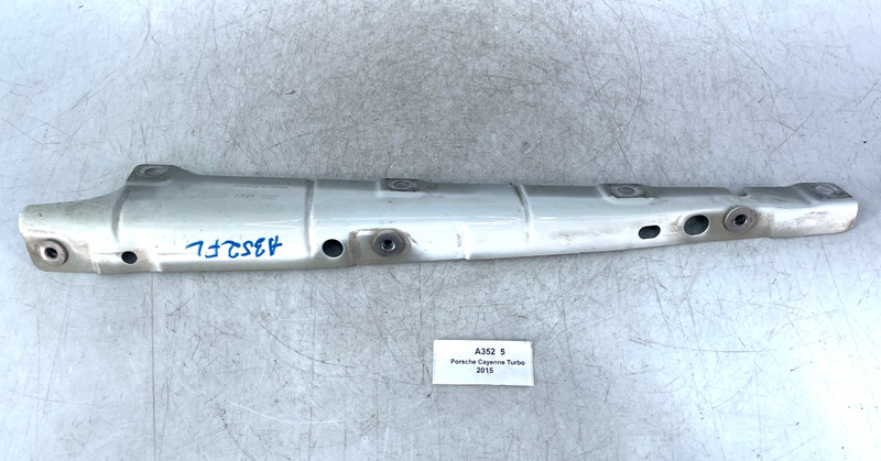 ✅ 15-18 OEM Porsche Cayenne Turbo 958 Front Left Driver Fender Support Bracket
